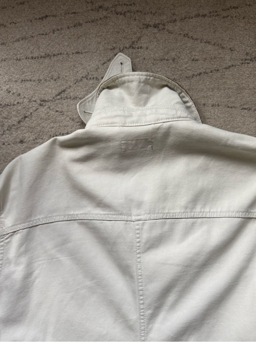 Polo Ralph Lauren trench coat, Front logo, single vent,Brass detailing,
Size - L - Picture 6 of 14
